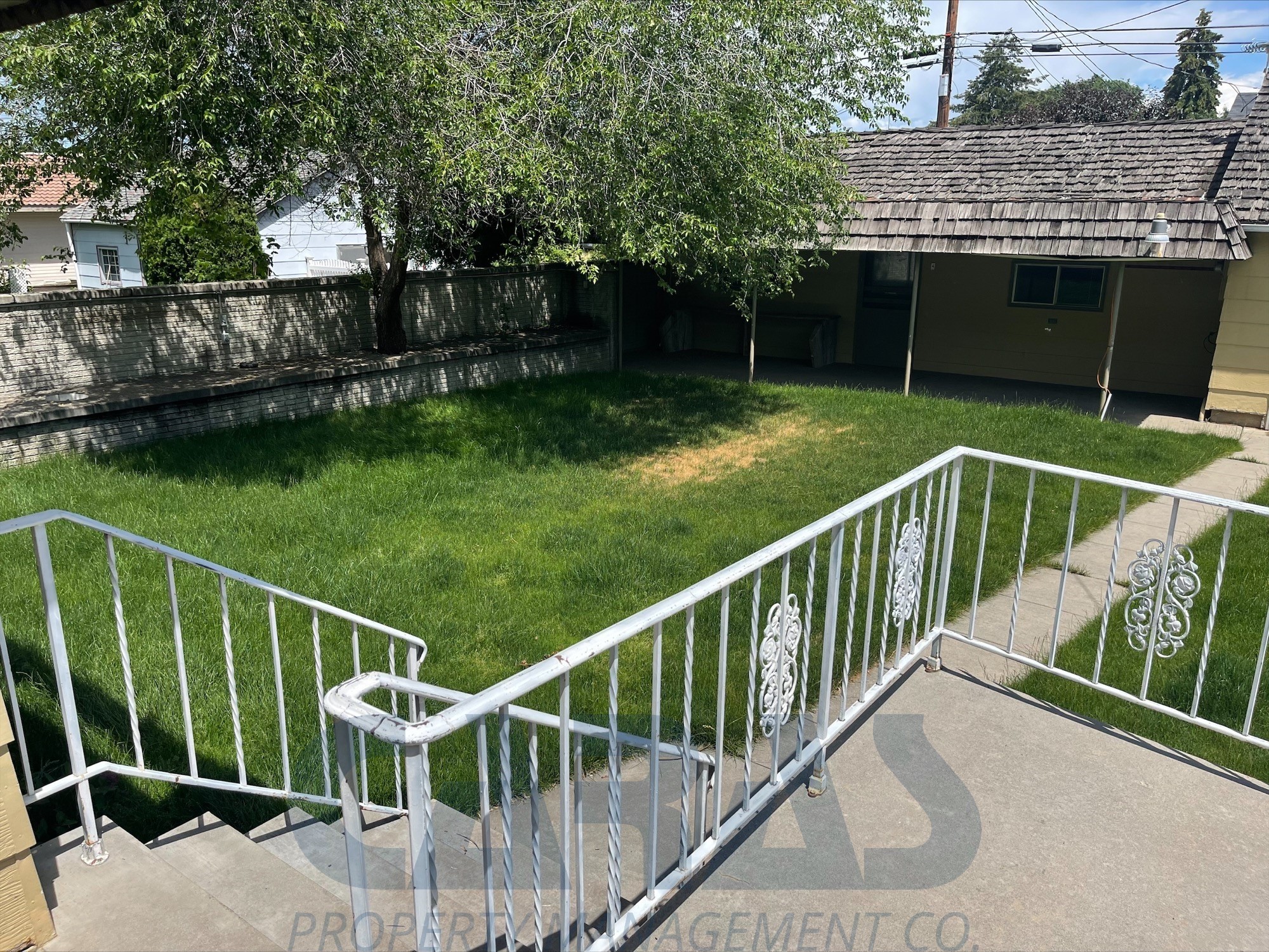 1 Bedroom Caras Property Management Co.